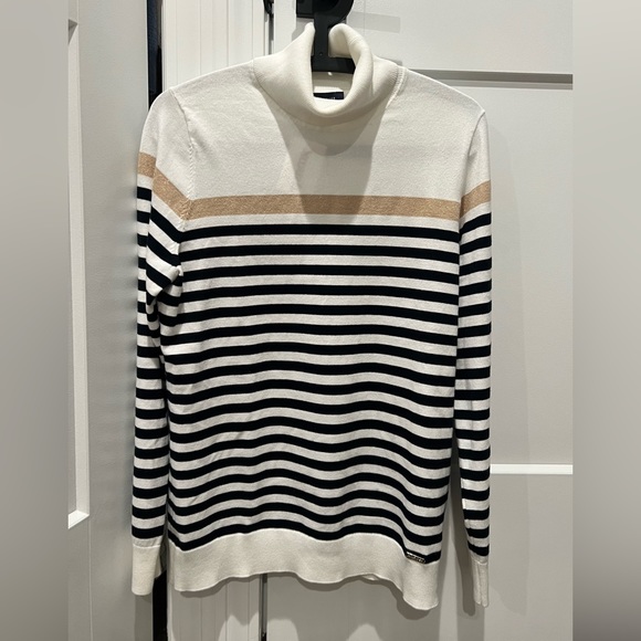 Tommy Hilfiger Sweater - Picture 1 of 5